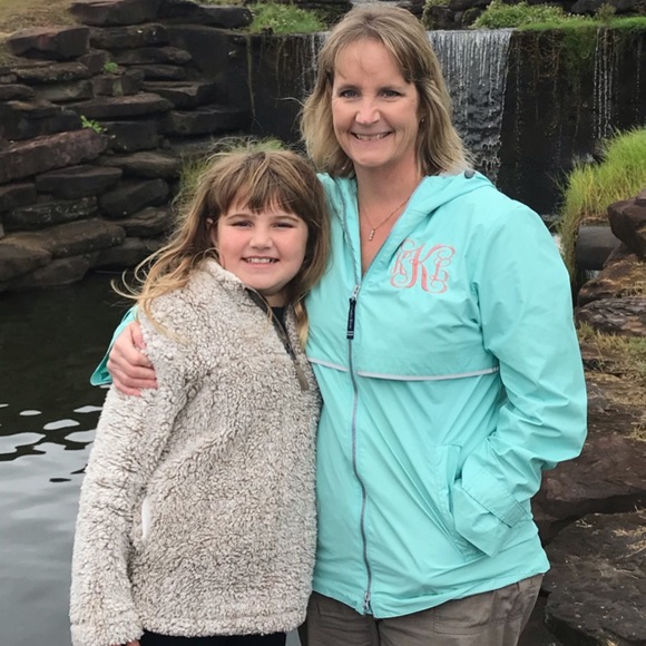 Meet your Posher, Lynne - Picture 1 of 1